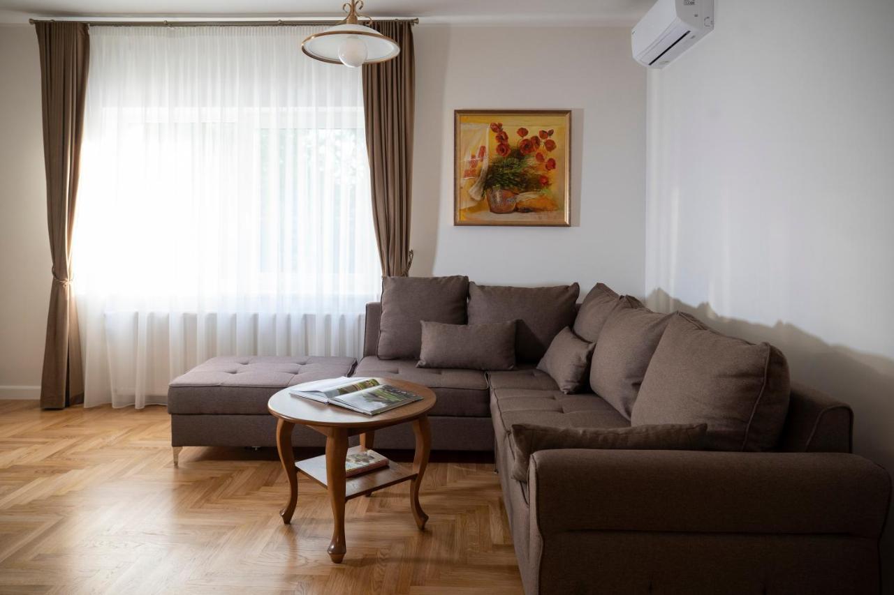 Villa Acacia Kaunas Eksteriør bilde